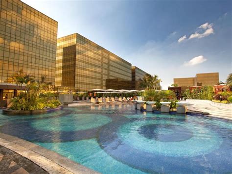 city of dreams swimming pool entrance fee|City of Dreams Manila .